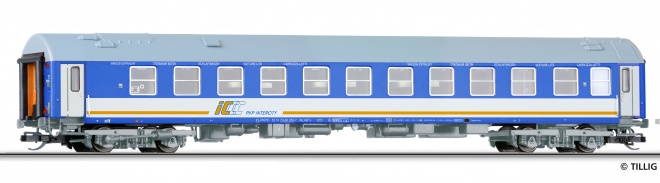 Sleeping car WLAB type Y in PKP Intercity livery<br /><a href='images/pictures/Tillig/16727_HM.jpg' target='_blank'>Full size image</a>